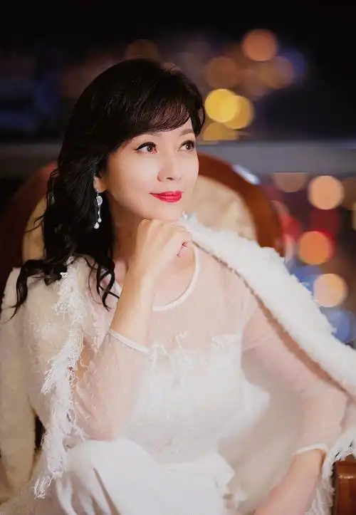 白娘子传奇演员表(黄圣依白娘子传奇演员表)