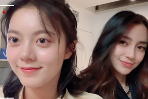 原创 赵今麦起床照曝光,却被baby床上的东西抢镜,果然是结了婚的女人