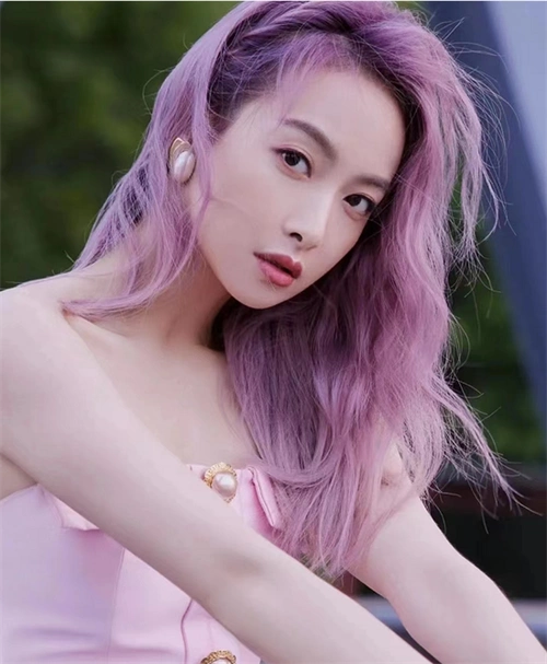 粉紫色渐变染发 可盐可甜超显白_染发发型 - 美发站