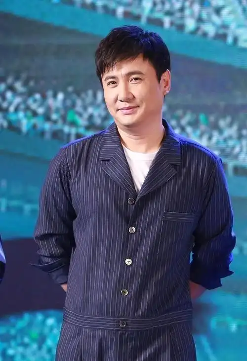 沈腾人生照片集锦:从校草到喜剧大师