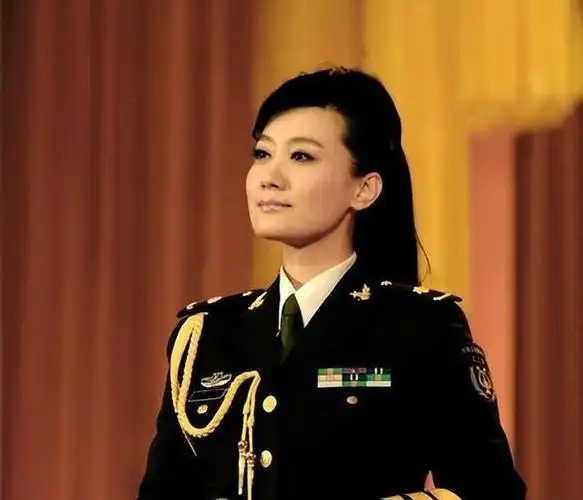 歌手谭晶这辈子最正确的决定就是为科学家丈夫生一对双胞胎