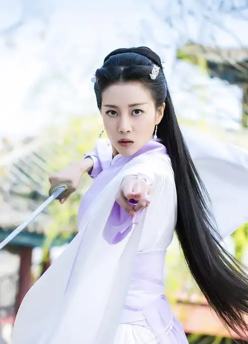 李溪芮极品家丁高清剧照图片