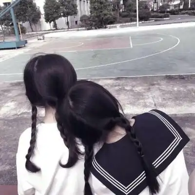 真人背影闺蜜头