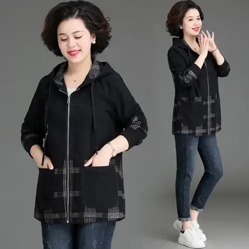 中老年秋季长款减龄牛仔外套2021新款中年妈妈大码宽松洋气女夹克
