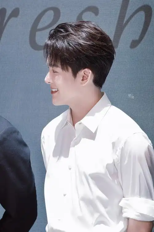 i曾舜晞听曾幸福橘色暖霞看牛气满满的哥哥的美好生活楼