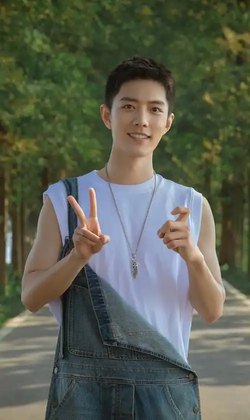 原创肖战生日工作室晒大量写真暴击粉丝!化身运动少年,寸头造型抢镜