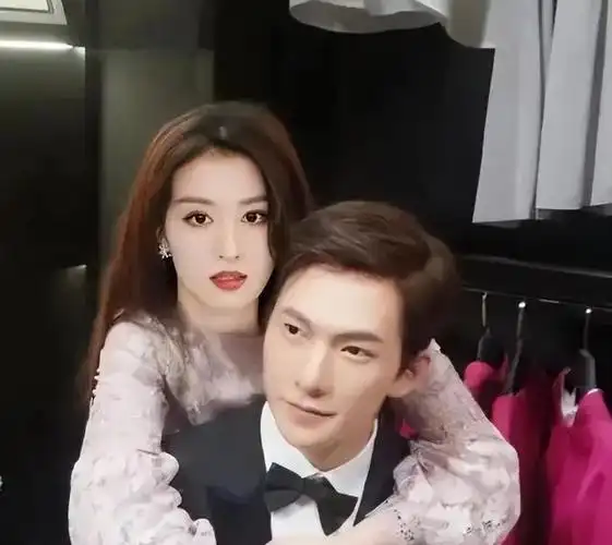 杨洋跟王楚然的恋爱瓜扯出六位绯闻女友贾士凯又当红娘