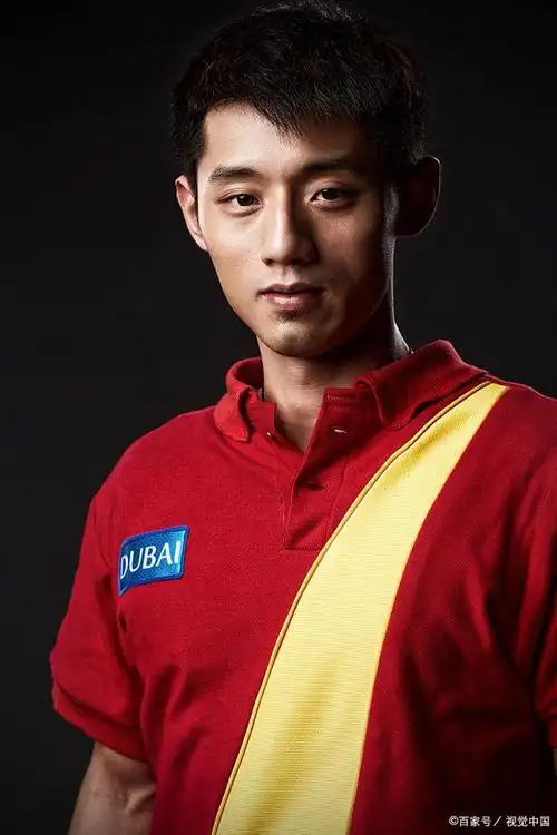 张继科和景甜曾经是一对令人羡慕的恋人,一个是乒乓球大满贯的体育