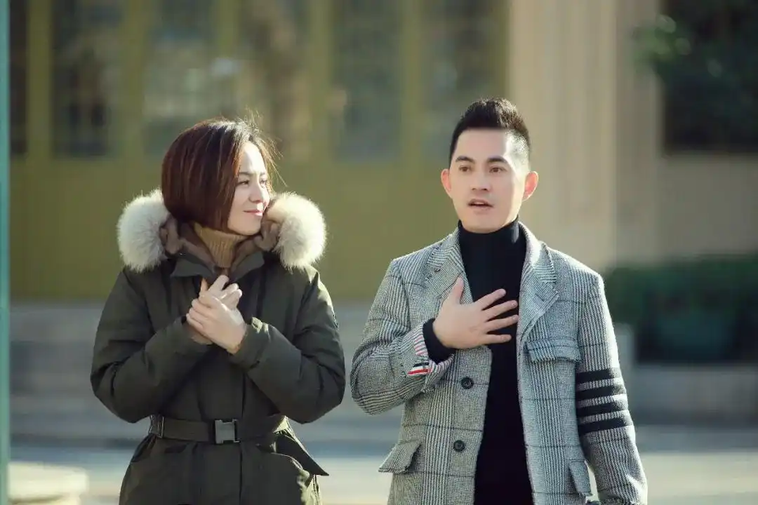 怦然再心动男嘉宾带王琳去游乐场找回少女心还花心思讨好娘家人