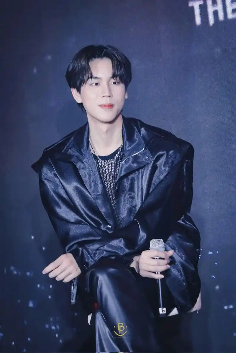 除了今天是premboun.其他时候还是支持文总的 #文总包 - 抖音