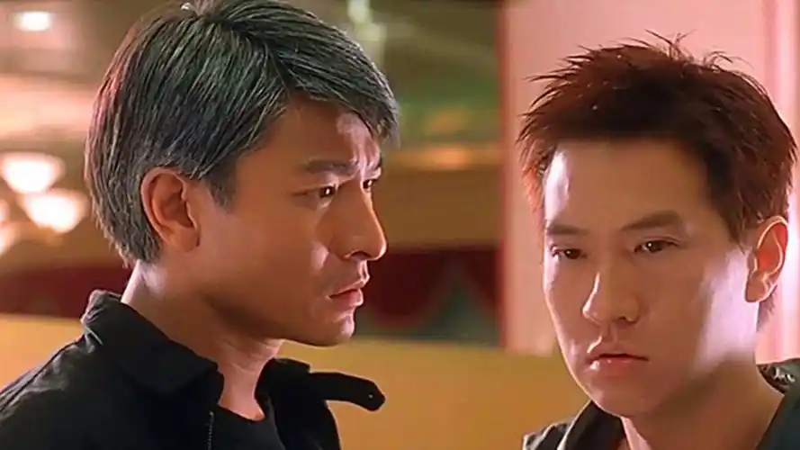 【粤语原声】张家辉带刘德华喝喜酒,用报纸做人情,爆笑!