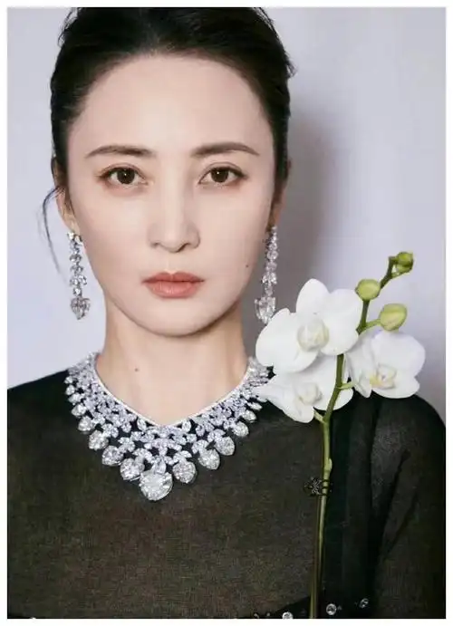 胖橘|爱戴|蒋勤勤|陈建斌|纯元皇后|感情生活|实力派演员_网易订阅