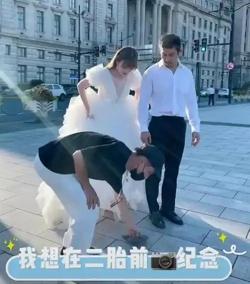 冻龄美女主播万蒂妮和同学兼邻居的帅哥老公要二胎了