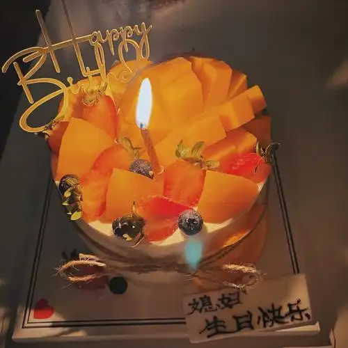 为什么要选绿的,是怕我头上不够绿吗小王:绿色代表生机,我们的生活