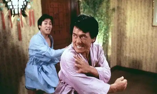 成龙70岁生日快乐,本尊回应白发原因,仍有两部新片在拍|电影|洪金宝