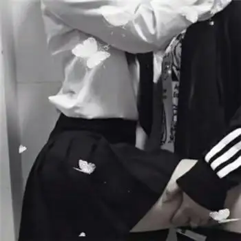 情侣头像频道提供更多与腿控,部位相关的头像图片挑选下载