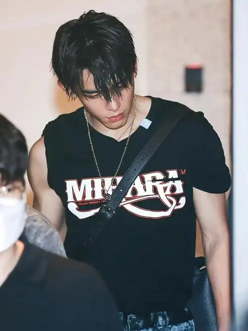 78157815又帅又man #黄旭熙