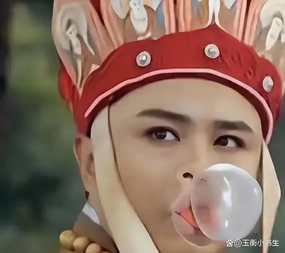 演员休息时都在干嘛?第一张我忍住了,看到杨紫这张真是笑掉了牙