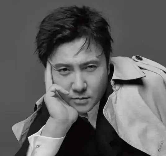 沈腾落选百花奖初评名单:评选期主演票房破百亿,上届获0票曾引争议