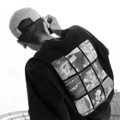 男头黑白真人头像高冷帅气图片