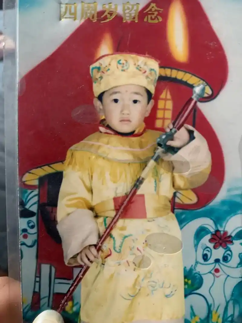 回不去的童年 #最珍贵的照片 - 抖音