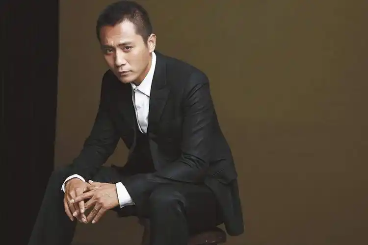 影帝刘烨拎外卖接地气从小生蜕变为硬汉和谢娜分手被妻子治愈