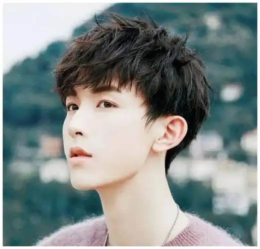 头像郭俊辰王嘉尔张艺兴