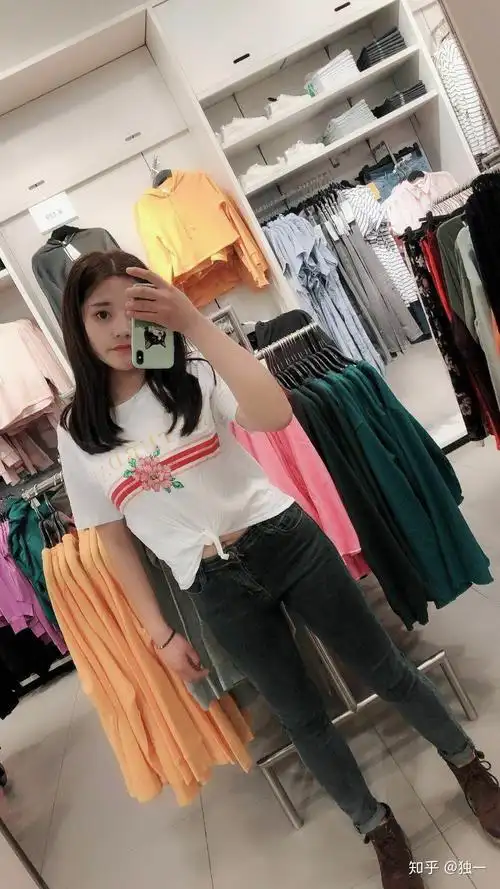 女生身高158体重75kgo型身材节食加每天快步走1小时约6公里多久能瘦到