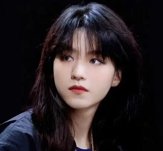 女友,被辱骂至今,现长成女版王俊凯|tfboys|贺美琦|易烊千玺|王源