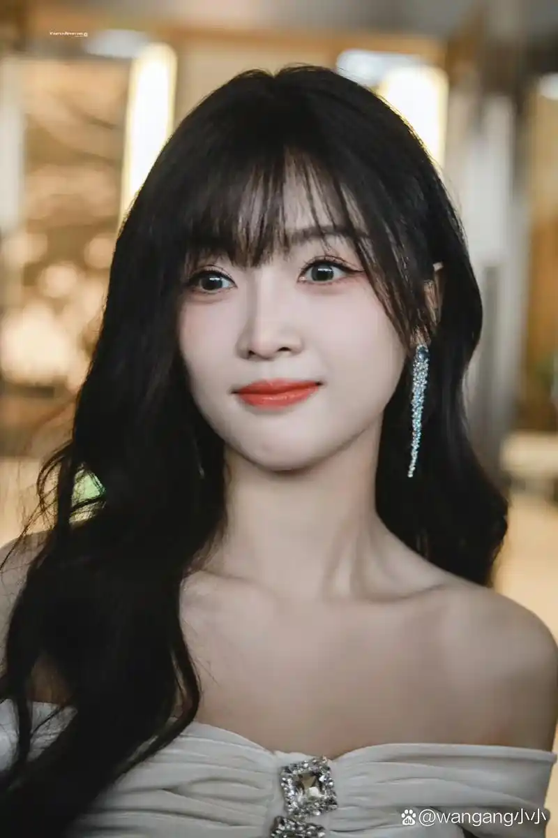 适合留刘海吗[偷笑] #吴宣仪