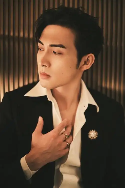 张彬彬30岁生日大片