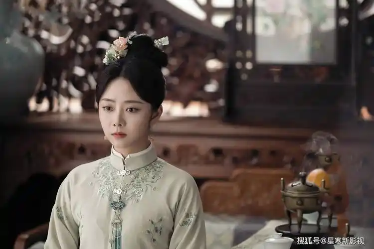 电视剧《蜀锦人家》是一部以古时织锦技艺的传承为切入口,讲述了女主