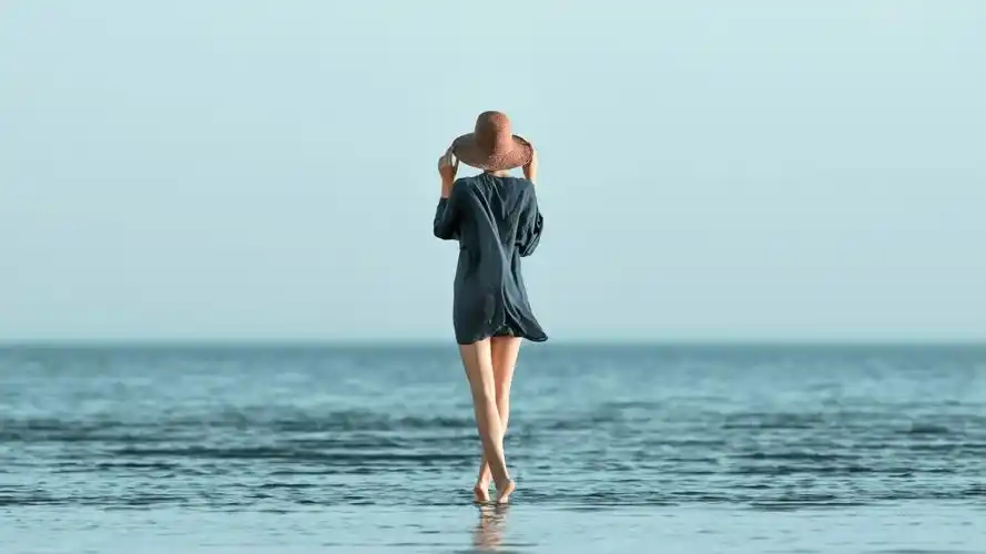 本次壁作品分类是人物素材,壁纸来源网络和网友分享,图片版权归原作者