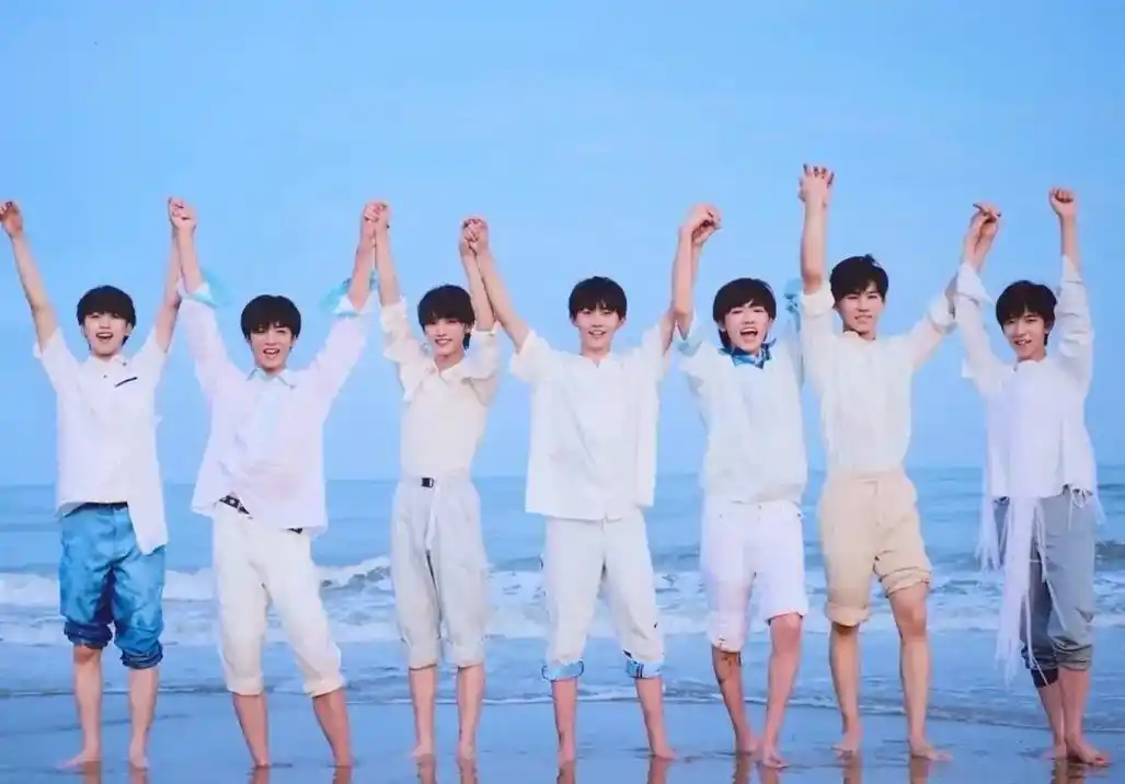 时代少年团海边图片#时代少年团图片#海边图片  - 抖音