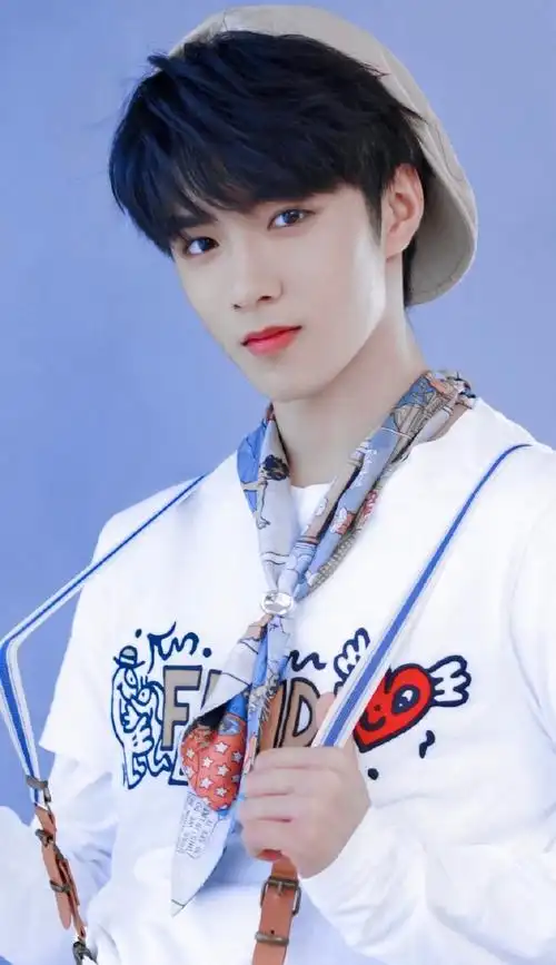 刘耀文 超绝少年气#99#刘耀文唱跳ace#92酷盖无水印抱图评|禁快