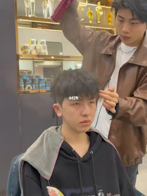 男士摩根烫钢夹烫打理教程