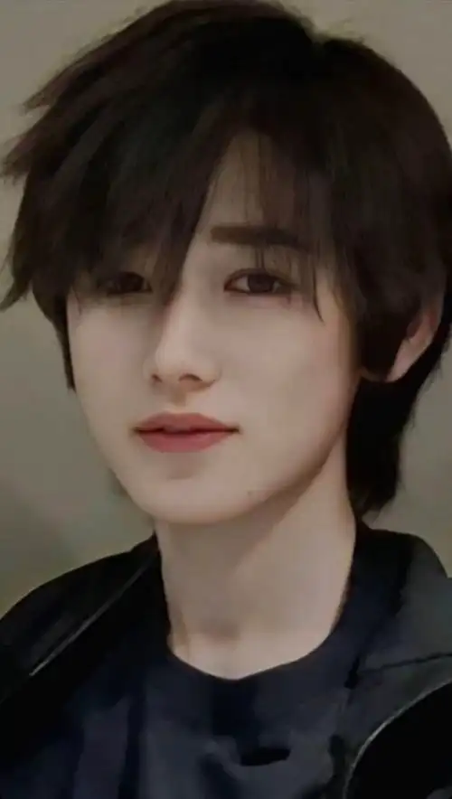 宋亚轩的怼脸瞬间 照片无水印