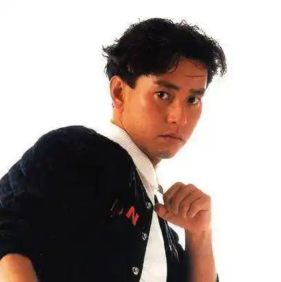 谭咏麟年轻时原来这么帅!简直貌比潘安