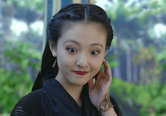 盛唐幻夜吴倩被郑业成夸了句漂亮心里美滋滋样子真可爱啊