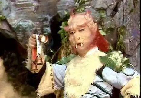 事实证明紫金铃确实很厉害,孙悟空反过来用它对付赛太