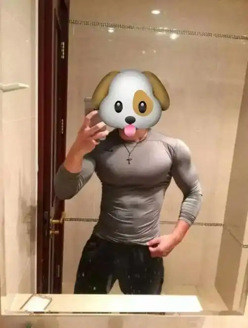 胸肌大挑战!这群肌肉男还真是会玩_网易订阅