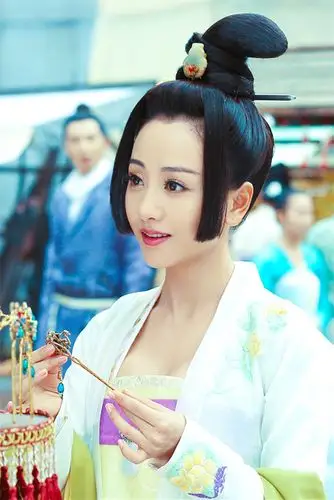 美人制造-苏莲衣-杨蓉饰