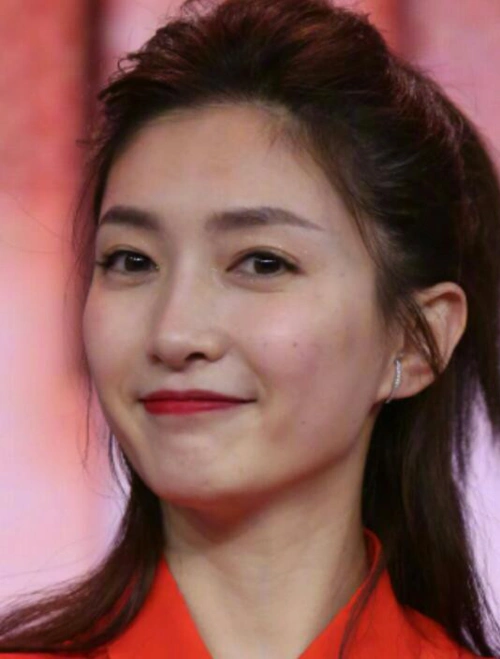 女星无修图,同一灯光下看各个女明星的皮肤状态,江疏影最美了!