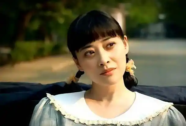 在父母爱情这部电视剧之中,很多人最喜欢的女性角色,并不是女主角安杰