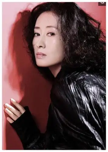 气质女星刘敏涛年轻时候的照片