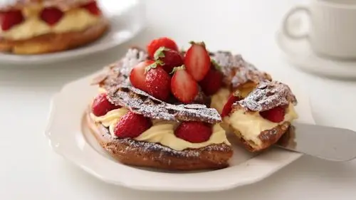 食谱丨巴黎草莓车轮泡芙的做法,酸甜爽口的法式甜点