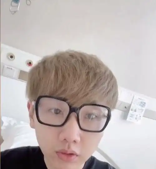 汪苏泷入院进行半月板手术暖心视频记录住院生活