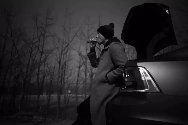 喊着逃离城市但你能做到吗?王千源做到了