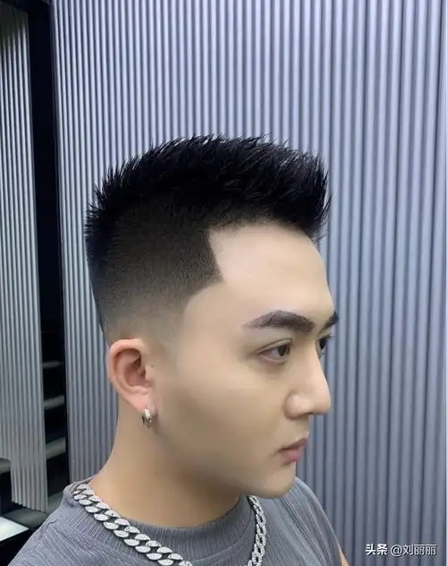 锡纸烫发型图片男短发(男发不论怎么剪) - 赤虎壹号