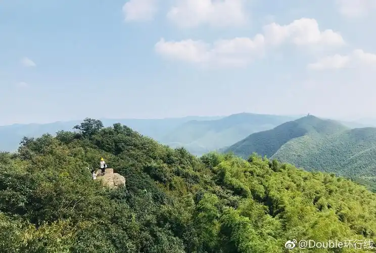 苏南第一高峰黄塔顶海拔6115米属天目山脉